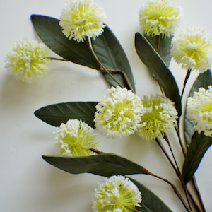 Artificial Dandelion Spray: 30&#39;&#39; Faux Wedding Flowers