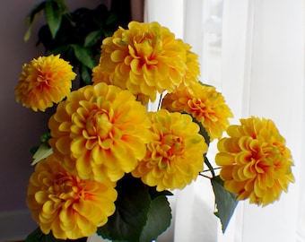 Yellow Marigold bunch, Golden Yellow Silk Artificial Flowers, DIY wedding flowers, Floral stems, Flower Bunch, Home Accents, Center Piece