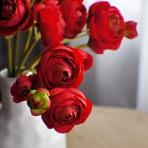 11&quot; Bright Red Ranunculus Bunch, Artificial Silk Flowers, Spring Wedding Flowers, Faux Rose Bouquet, Fake Ranunculus, Summer Weddings
