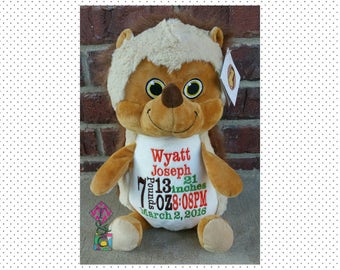 Cachorros de peluche personalizados para bebés - Erizo - Bordado - Animales de peluche - Anuncio de nacimiento - Regalo para bebé - Datos de nacimiento