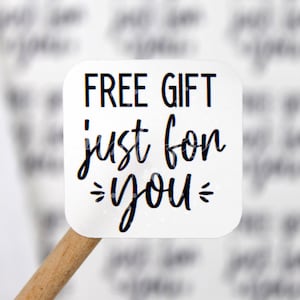 Stickers gratis cadeau speciaal voor jou, sticker freebie, sticker winnaar winactie, sticker She Won This, sticker Etsy Small Shop, klein bedrijf