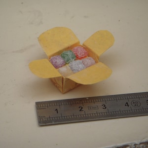 Box of miniature fruit paste 1/6th-1/12th