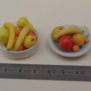 Miniature fruit bowls 1/12th for dollhouse - 2 possible models