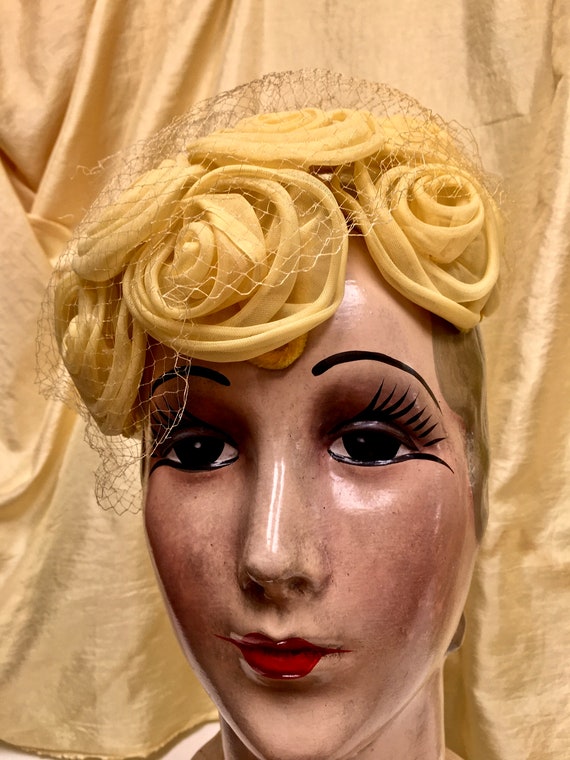 Vintage 1950s Yellow Freeform Fabric Roses Halo A… - image 7