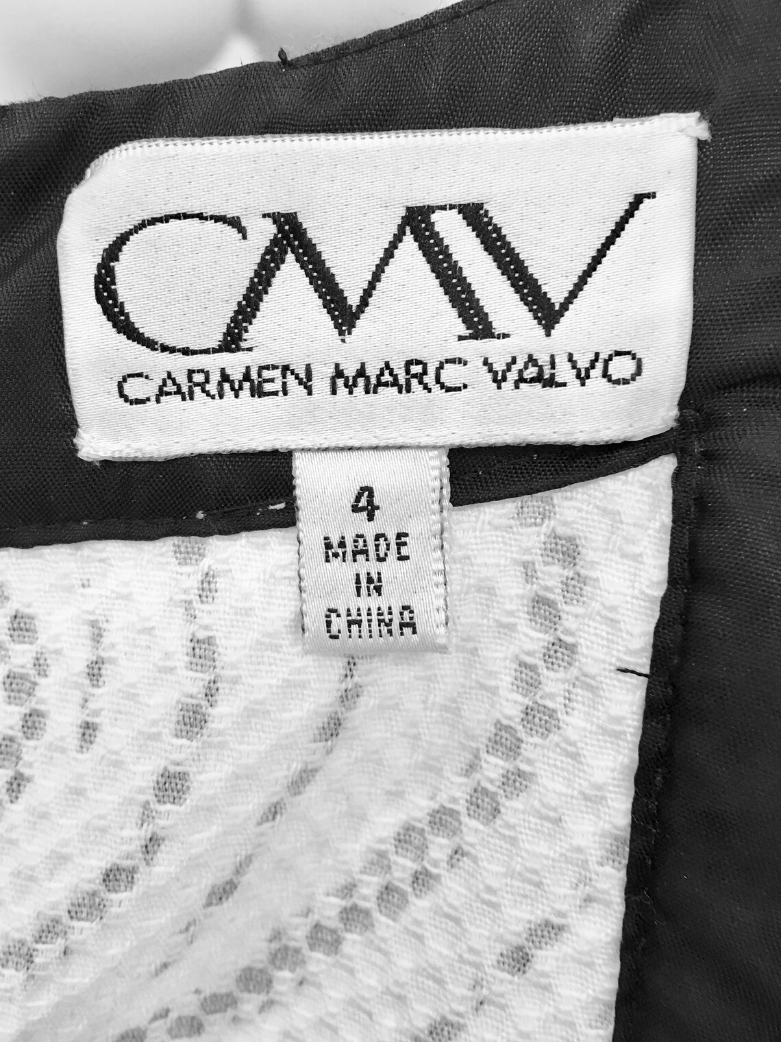 Vintage CMV Carmen Marc Valvo Black and White Textured Abstract Print(02)