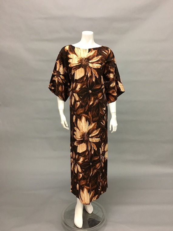 Vintage 60s Brown Batik Dress~Kimono Sleeve~Island