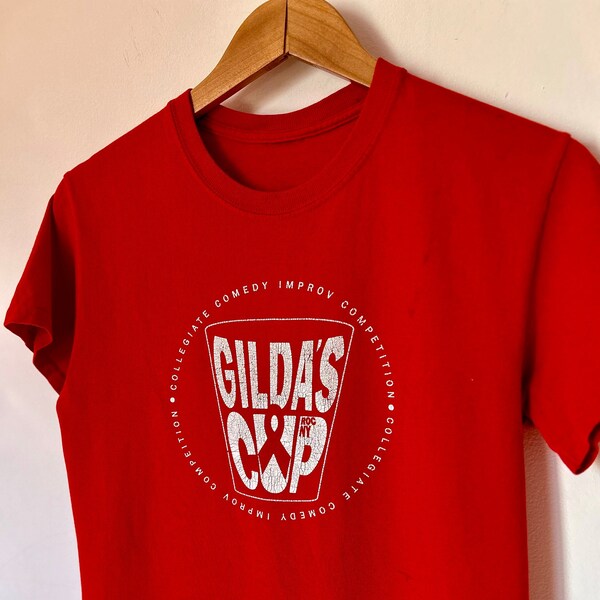 Vintage Gilda’s Cup Tee Gilda Radner T-Shirt Improv Shirt Vintage Red Tee Size Small T-Shirt Cotton 37” Chest 27” Length 16” Shoulder