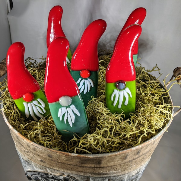 Fused Glass Gnome Tutorial and Pattern Garden Flower Pot Stakes