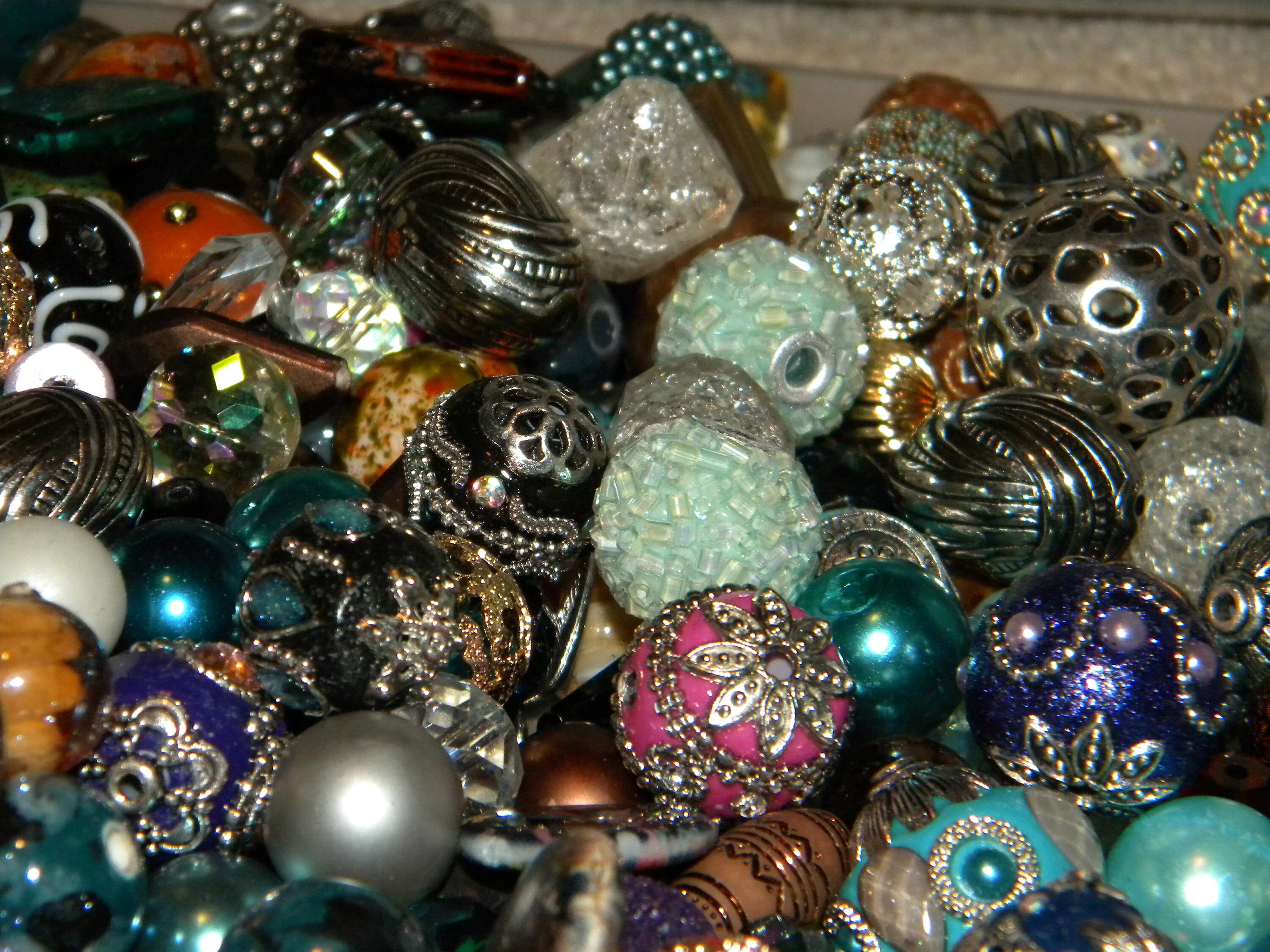 NEW Jesse James beads 25/Pcs per order MIXED Loose Beads Etsy