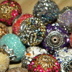 New 25/pc Jesse James BOHO ELITE Artisan only Beads Lot Random Colors