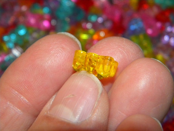 Bear Beads - 14mm Tiny Teddy Bear Bright Color Acrylic or Plastic Beads -  100 pc set