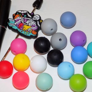 New 19/Pc Kit Black Pen Blank & DIY Silicone Halloween Beadable pen Add Spacer beads, Light Weight easy to use Pen black Ink (HA)