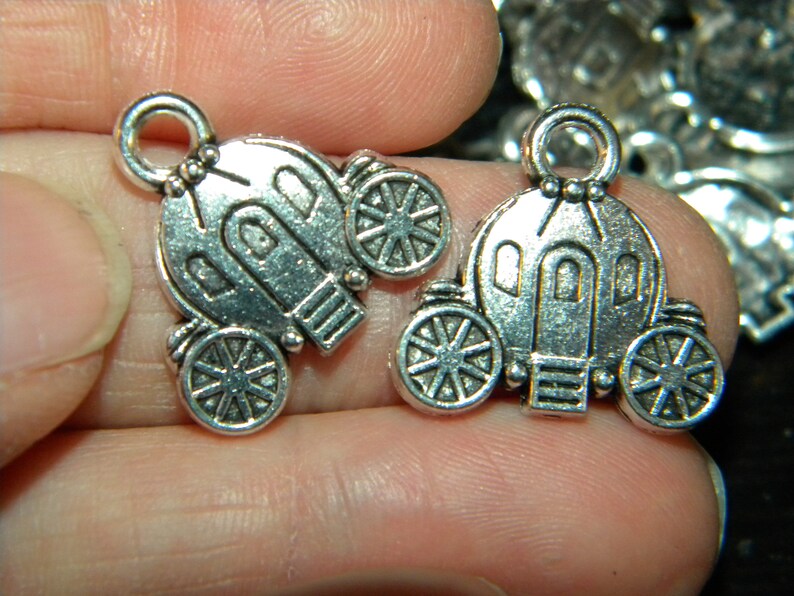 NEW 10pcs Tibetan silver super cute Detailed Cinderellas carriage chariot charms lot 19x20mm silver charms jewelry making lot