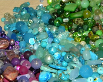 NEW 8/oz Peacock Mix Purple/Green/ Light Blue Mix Loose lot of Beads 6mm-15mm Assorted mix, Glass, pearls, Gemstone.... NO JUNK!