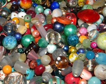 New 6/oz PREMIUM Glass Multi-Colored Mix Loose lot Beads Assorted sizes 6-20mm Glass, Ceramic, crystal&#39;s, Gemstone, shell, pearls.  NO JUNK!