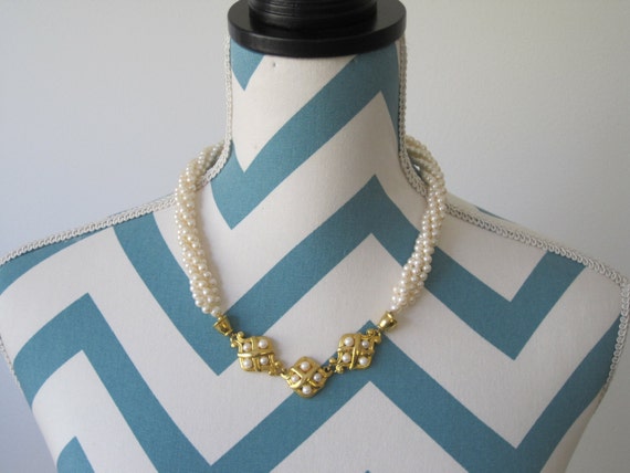 Vintage Pearl Necklace 1950s Necklace with Glass … - image 2