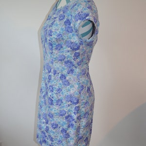 Vintage Floral Print Shift Dress Short Sleeve - Blue, Periwinkle, Purple, Gray Rose Print - All That Jazz - Size 11 / 12 Medium Large image 3