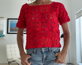 70s Crochet Granny Square Crop top Cherry Red Knit Top Small