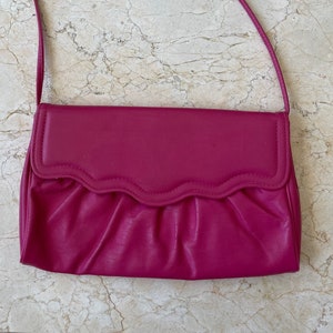 Vintage Scalloped Pink Small Envelope Purse