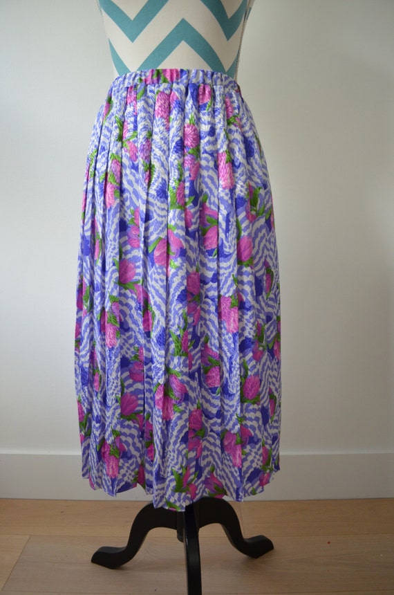 Vintage Floral Pleated Skirt - Pink ulips with Pu… - image 3