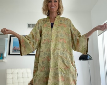Kimono vintage Seda china Golden Yellow Tea Garden Escena estampado tejido talla única