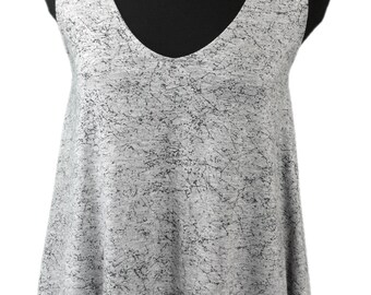 Sleeveless shirt  / Summer women top / A line shirt / Gray top / Women tank top