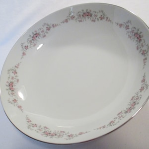 Vintage Crest Wood China Linda Round Vegetable Bowl
