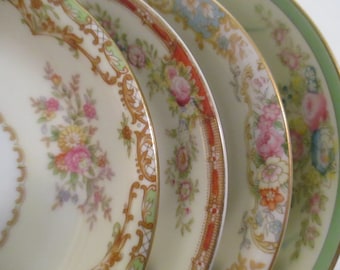 Vintage Shabby Mismatched China Dessert Bowls, Fruit Bowls, Berry Bowls. Farmhouse, Rustic, Tea Party, Holidays, Gift, Wedding - Set of 4