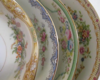 Vintage Shabby Mismatched China Dessert Bowls, Fruit Bowls, Berry Bowls. Farmhouse, Rustic, Tea Party, Holidays, Gift, Wedding - Set of 4