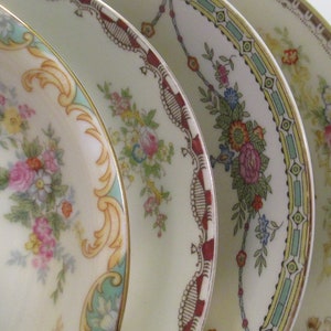 Vintage Mismatched China Dessert Bowls, Fruit Bowls, Berry Bowls for Farmhouse, Shabby, Cottage Chic, Thanksgiving, Christmas - Set of 4