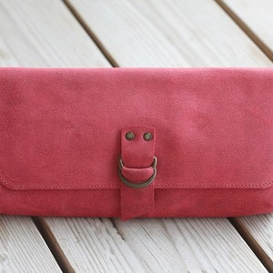 Bellamente handcrafted, carpeta de cuero roja, carteras de cuero de las mujeres, embrague de cuero rojo, diseño original.