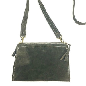 Bolso de piel de ante verde para mujer. Cartera de cuero con cremallera verde. Bolso de noche. Único en su clase. Para ella.