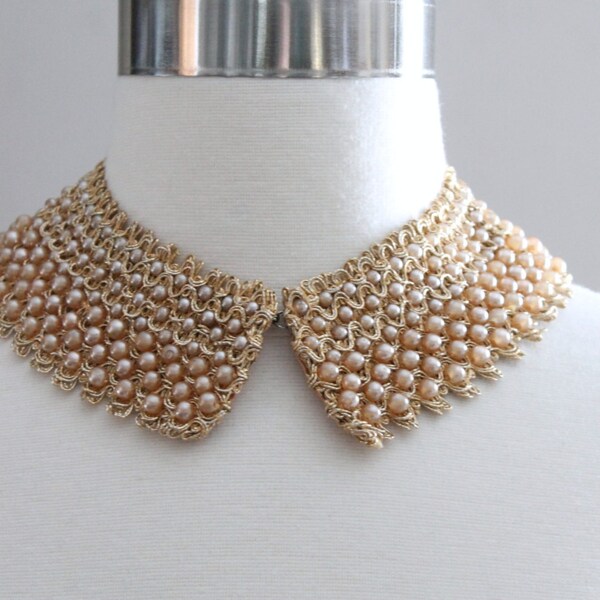 1950s Pearl Collar / 50s 60s Vintage Pink and Gold Crocheted Beaded Pearl Collar Necklace / Peter Pan Collar / Sweater Collar / Statement