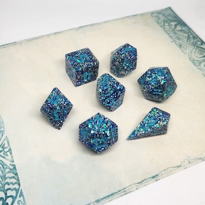 Ocean Bottom Glitter - 7-piece Resin Dice Set
