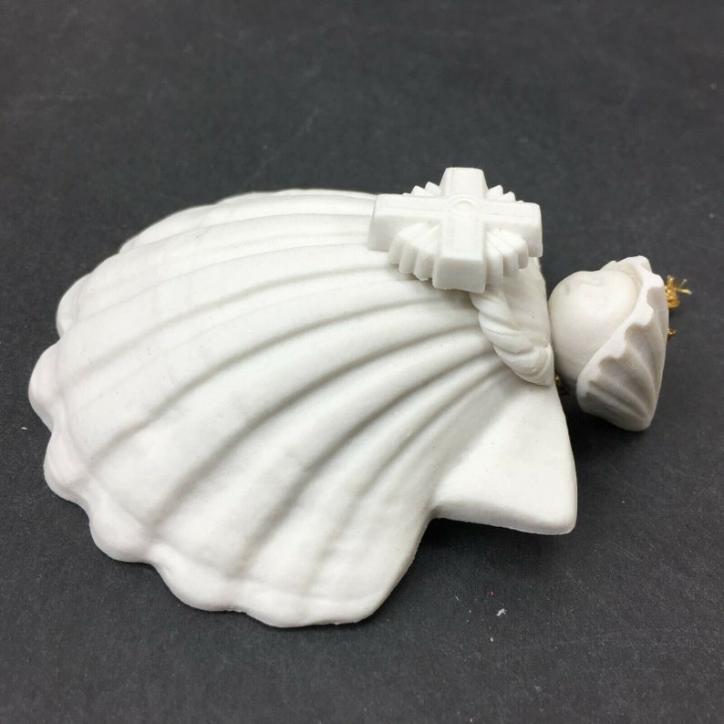 Margaret Furlong 4 2001 Summers Love Angel Ornament