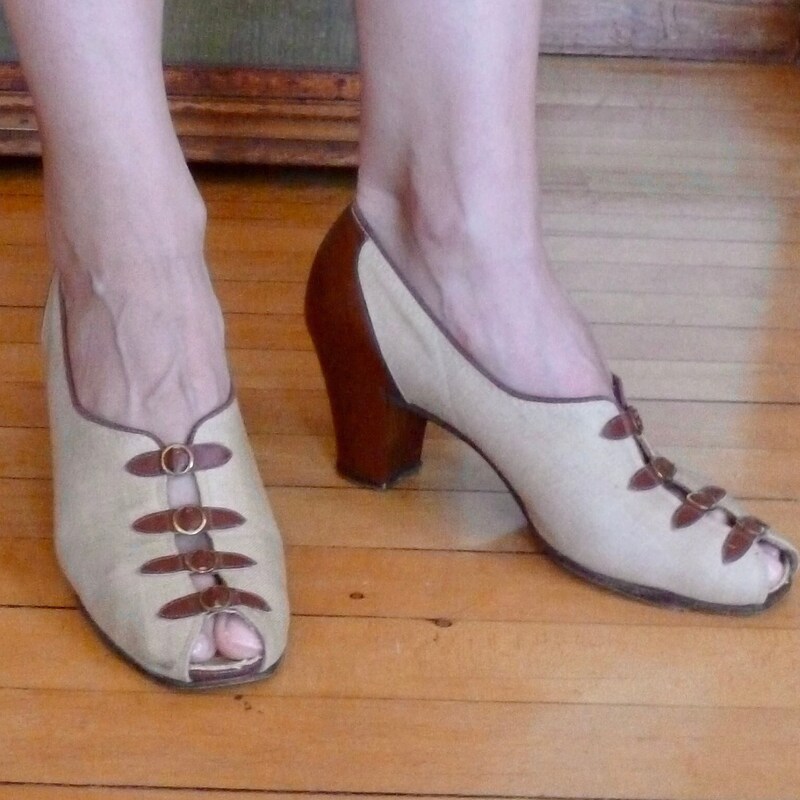 spectator pumps