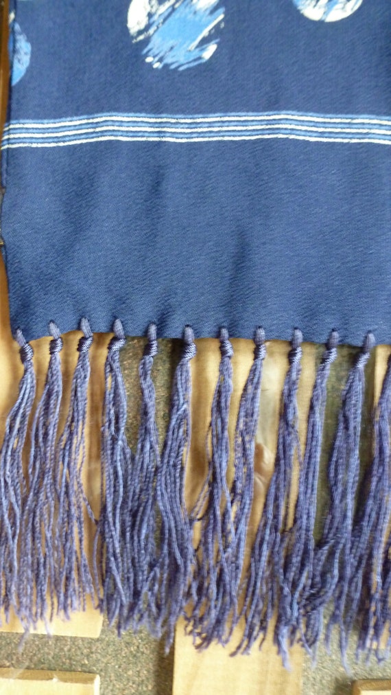 1930s Art Deco Scarf Navy Blue Rayon Fringe Excel… - image 8