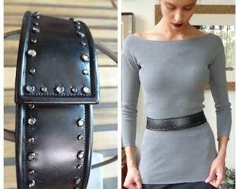 Vintage NEIMAN MARCUS Black Leather With Wide Gold Studs  display picture 2