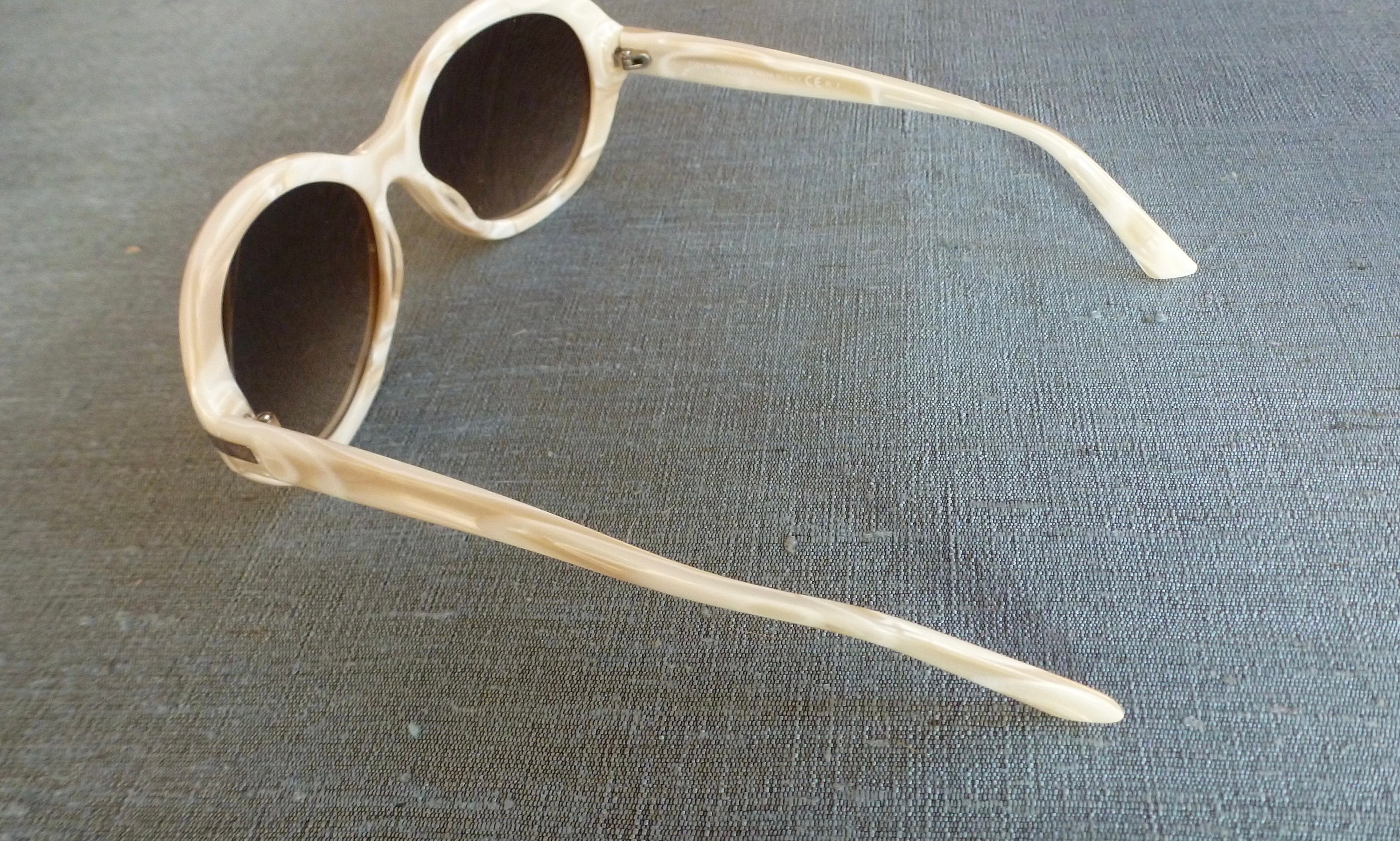 Emporio Armani 9722 Sunglasses White Tortoiseshell Frames