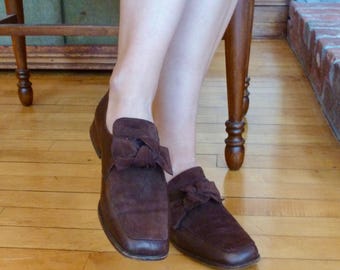 Mocasines italianos de ante, talla 38: lazo anudado, tacón apilado