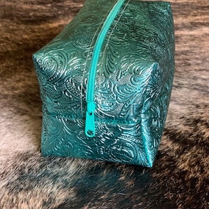 Box Style Western Makeup Bag