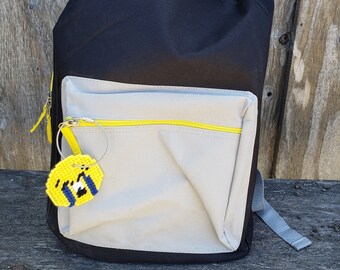 Loudly Crying Emoji Tag/Magnet/Pin Plastic Canvas PDF Pattern Only - Instant Download **This is NOT a finished product**