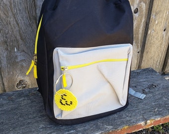 Relieved Face Emoji Tag/Magnet/Pin Plastic Canvas PDF Pattern - Instant Download **This is NOT a finished product**