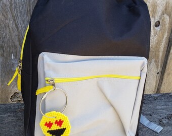 Smiling Face with Heart-Eyes Emoji Tag/Magnet/Pin Plastic Canvas PDF Pattern Only - Instant Download **This is NOT a finished product**