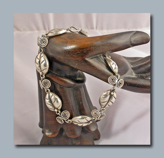 Gorgeous Mid-Century Taxco Mexican Sterling Brace… - image 3