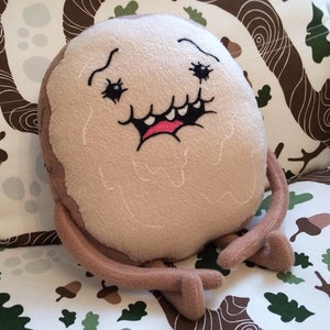 Cinnamon Bun Plush (MADE TO ORDER)