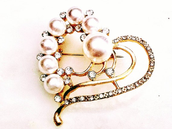 CRYSTAL & PEARL HEART Brooch, Pin, Accessory! Int… - image 2