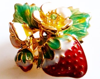 STRAWBERRY FLOWER BROOCH! Delicious Food & Drink, Fruit, Floral Motif! Luscious Strawberries! Sweetly Enameled! Sparkling Rhinestone! Yum!!!