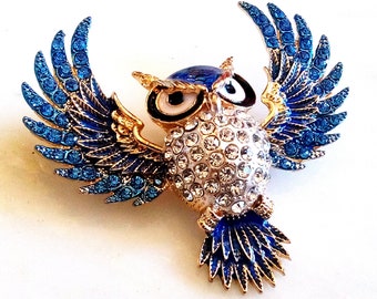 STRASS EULEN BROSCHE! Emaillierte Weise Figur, Tier, Vogel, Pin, Anhänger, Accessoire! Strahlende leuchtende Kristalle! So Detailgetreu! Gold Ton-Einstellung