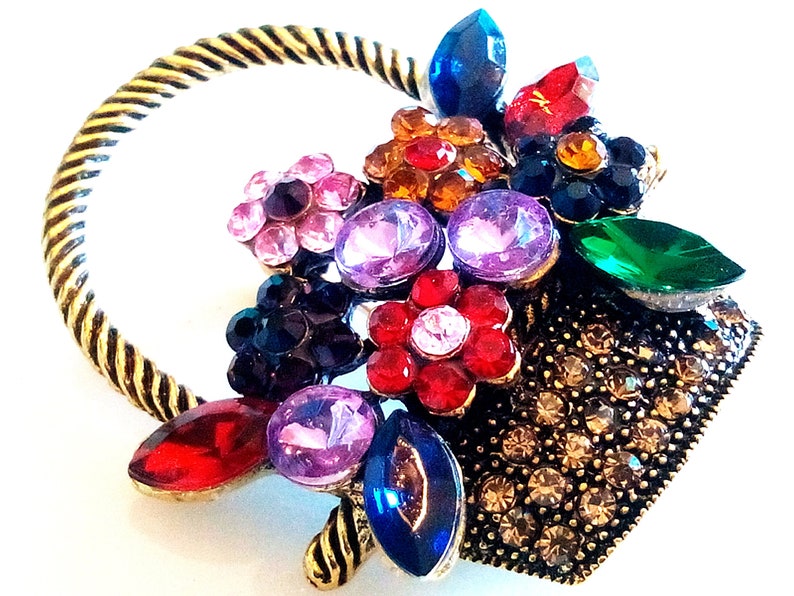 A Faceted Purple Blue /& Yellow Rhinestone Garden Red FLOWER BASKET BROOCH Bright Crystal PinAccessory Yellow Gold Tone Setting.